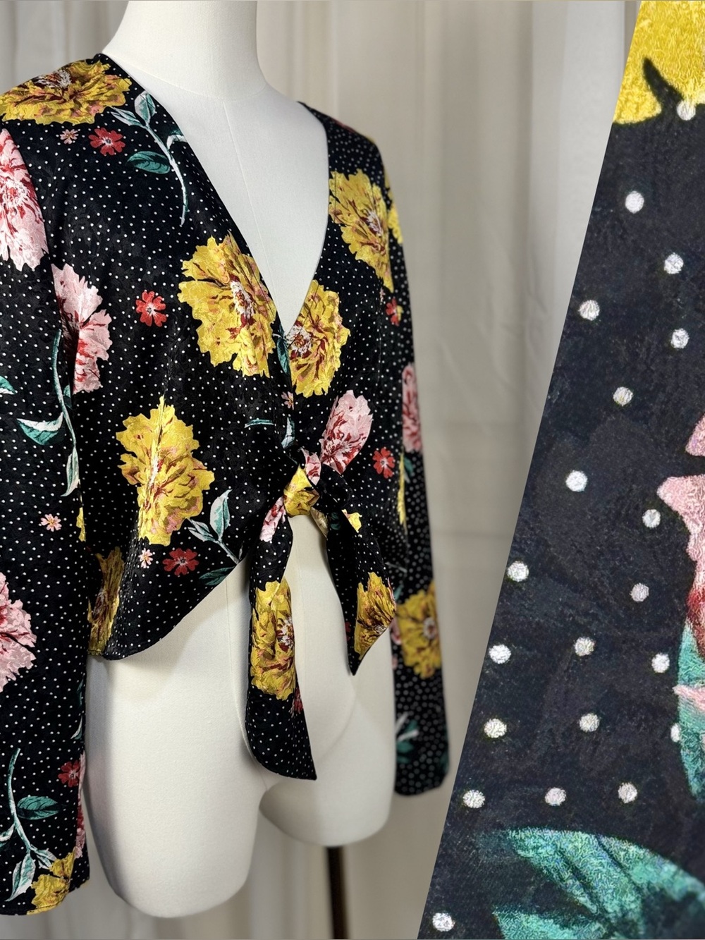 Topshop Floral Tie Front Crop Blouse US 6 Bell Sleeve retro dot 70s glam vibes